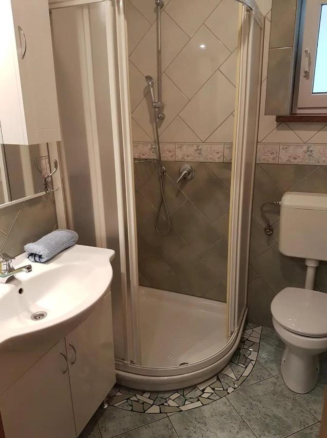 Apartman 2 Apartment ลิทซ์ยัน ภายนอก รูปภาพ